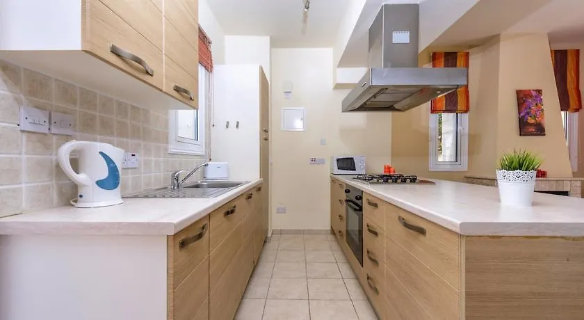 The Blue Water Bay Villas Protaras 0*,
